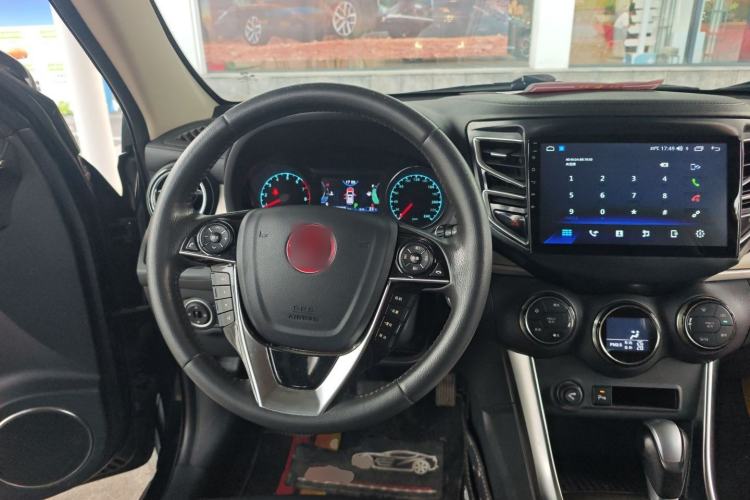 Used BYD Song 2017 Gaishe Upgrade Edition 1.5TID Automatic Elite Model Steering Wheel