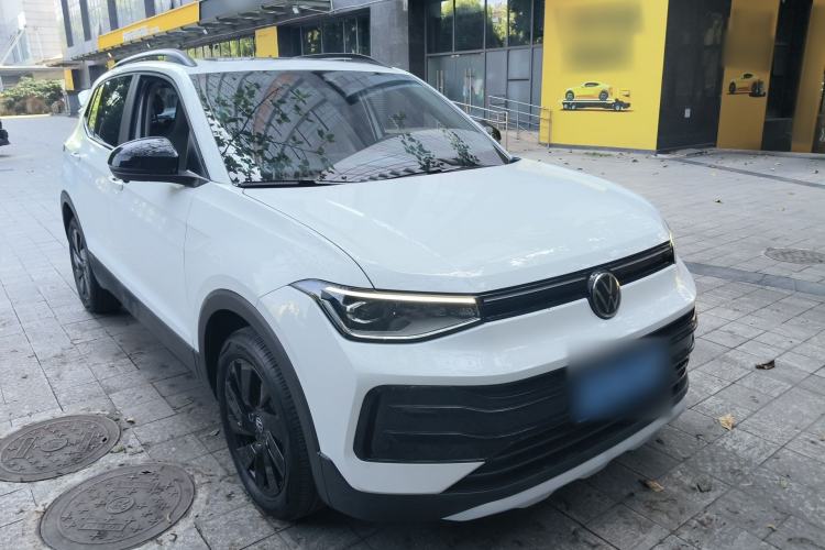 Used Volkswagen Tharu 2025 New Sharp 1.5L Ambitious Edition Front Right 45 Deg