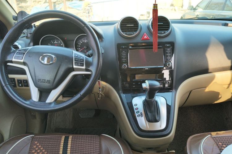 Used Haval H6 2012 2.4L Automatic Two-Wheel Drive Elite Version
