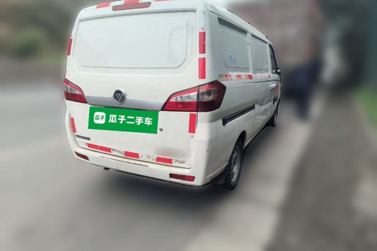 Used Foton Scenic V5 2017 1.5L Long-Wheelbase 450 Van Standard Edition DAM15DR
