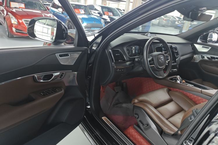 Used Volvo XC90 New Energy 2022 E-Drive Hybrid T8 Luxury Flagship 7-Seater Driver Seat