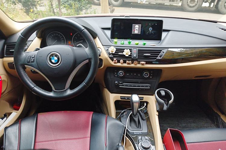 Used BMW X1 2010 xDrive28i
