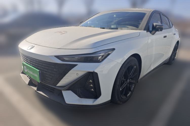 Used Changan UNI-V 2022 1.5T Prestige Version