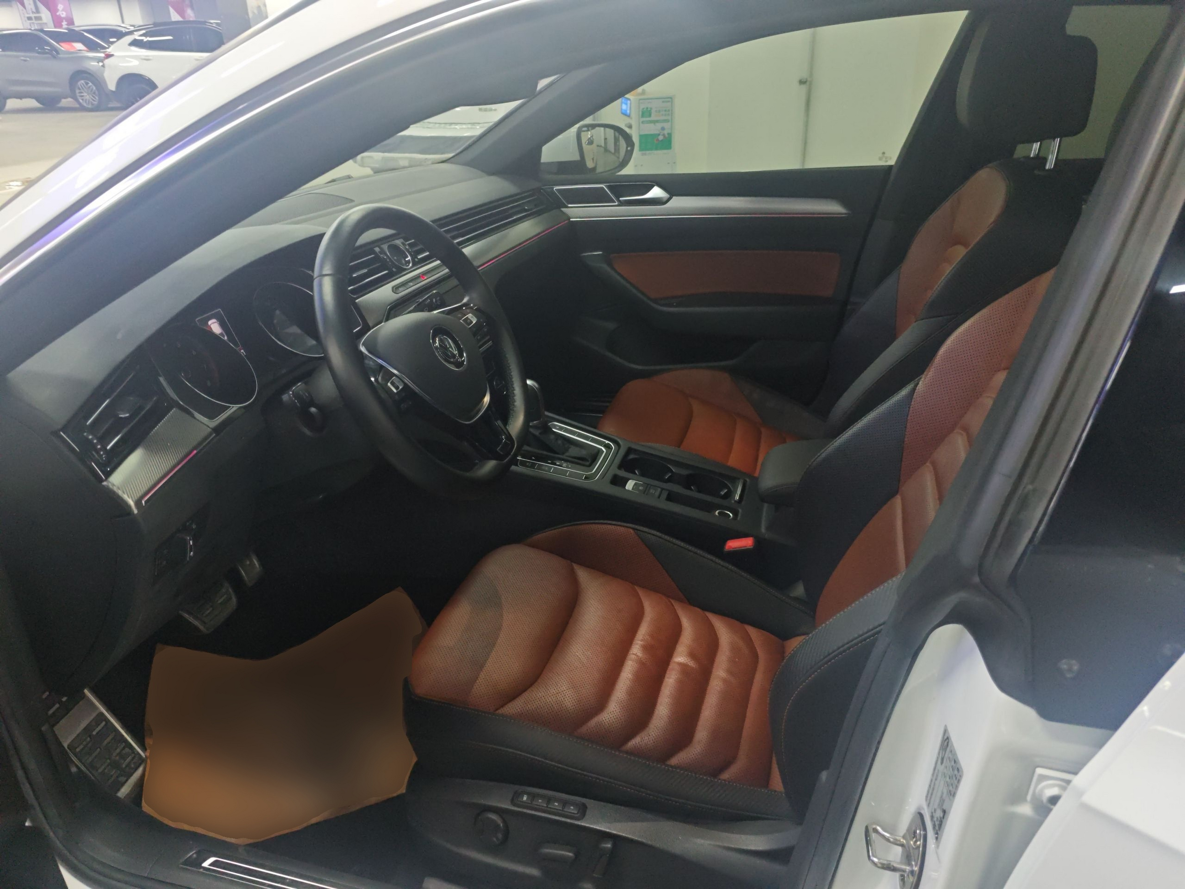 Interior delantero