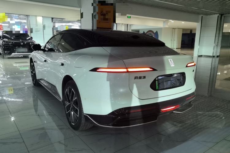 Used Avatr 06 2025 Ultra Pure Electric Edition Rear Left 45 Deg