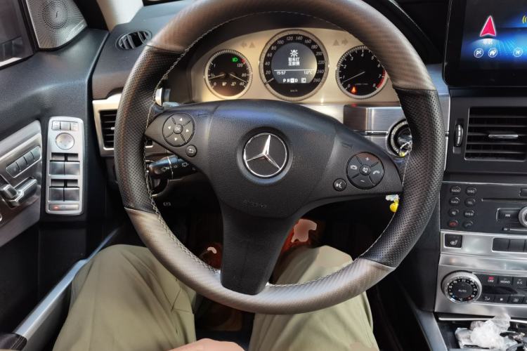 Used Mercedes-Benz GLK-Class 2008 GLK 300 4MATIC Luxury Model Steering Wheel