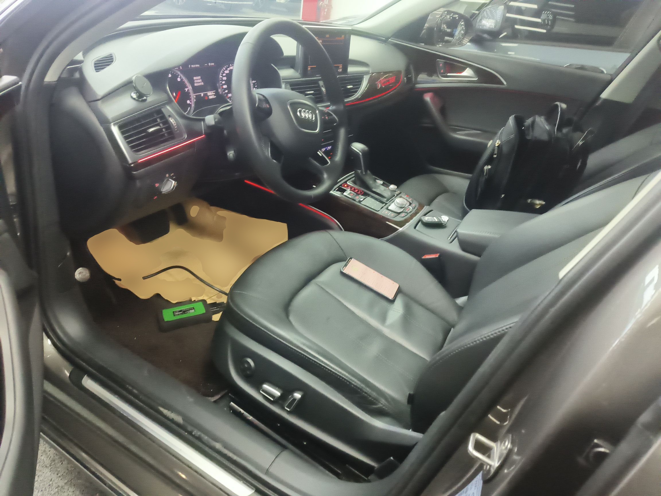 Interior delantero