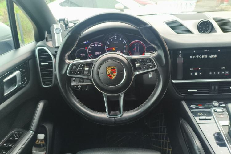 Used Porsche Cayenne 2018 Cayenne 3.0T Steering Wheel