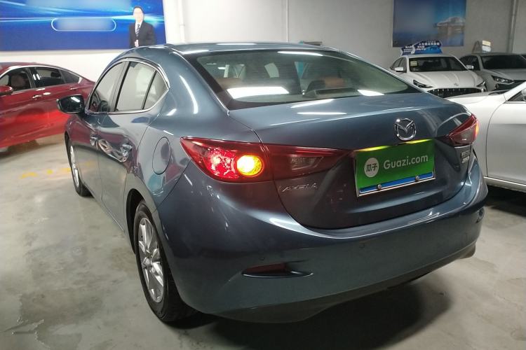 Used Mazda Mazda 3 Axela 2014 Sedan 1.5L Automatic Luxury Model
