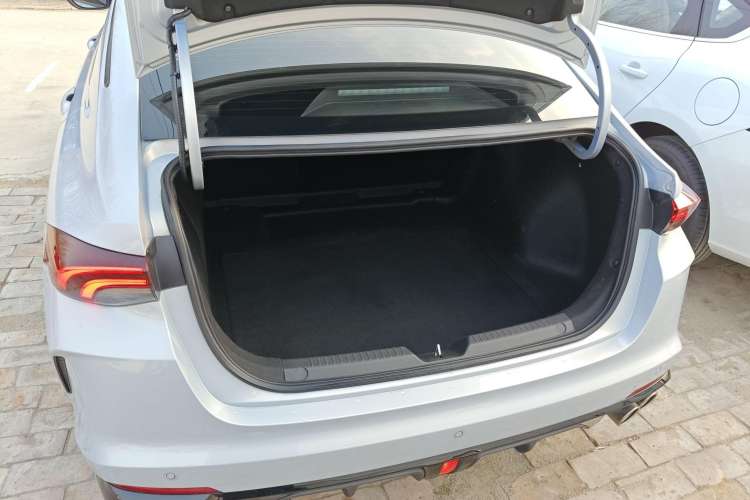 Used GAC Trumpchi EMPOW 2023 Shadow Leopard H Smart Hybrid Edition