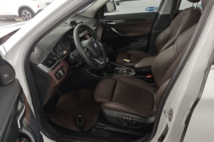 Used BMW X1 2018 xDrive20Li Luxury Edition
