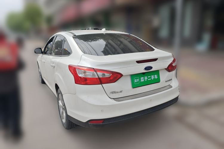 Used Ford Focus 2012 Sedan 1.6L Automatic Fashion Edition
