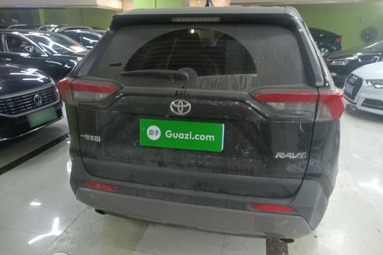 Used Toyota RAV4 2020 2.0L CVT Two-Wheel Drive Fashion Edition Rear