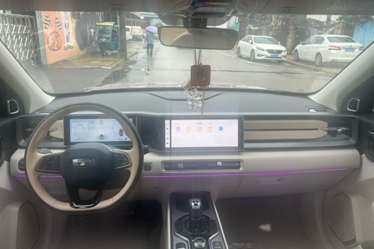 Used Geely Auto icon 2023 1.5TD Chocolate Smoothie Edition
