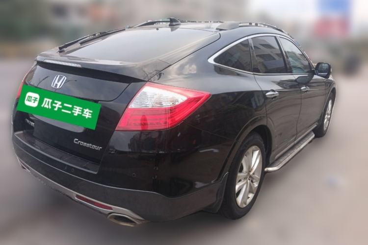 Used Honda Crosstour 2014 2.4L Luxury Edition
