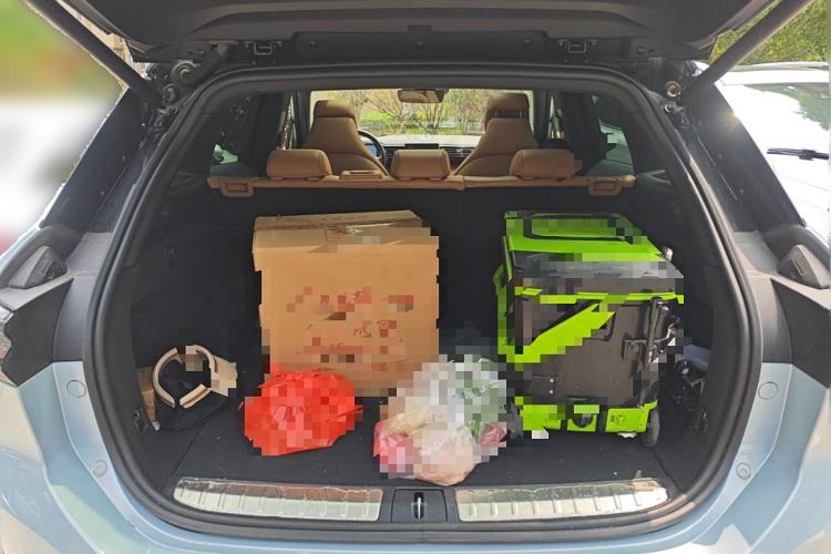 Used Nio ES6 2022 75 kWh Sport Edition Trunk