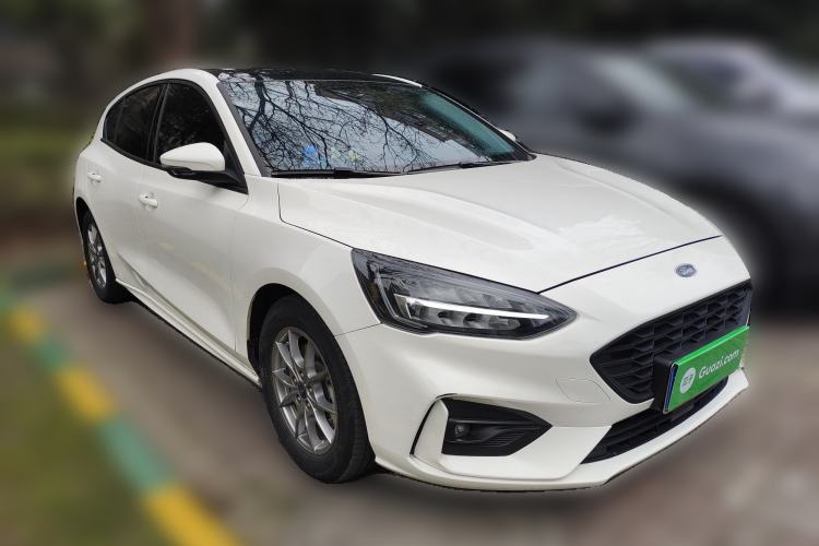 Used Ford Focus 2021 Hatchback EcoBoost 180 Automatic Titanium Edition
