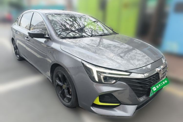 Used Roewe i6 MAX New Energy 2020 1.5T PHEV Sporty Cool Edition Front Right 45 Deg