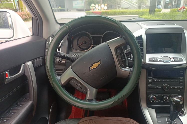 Used Chevrolet Captiva 2017 2.4L 4x4 Flagship Edition 7-Seater Steering Wheel