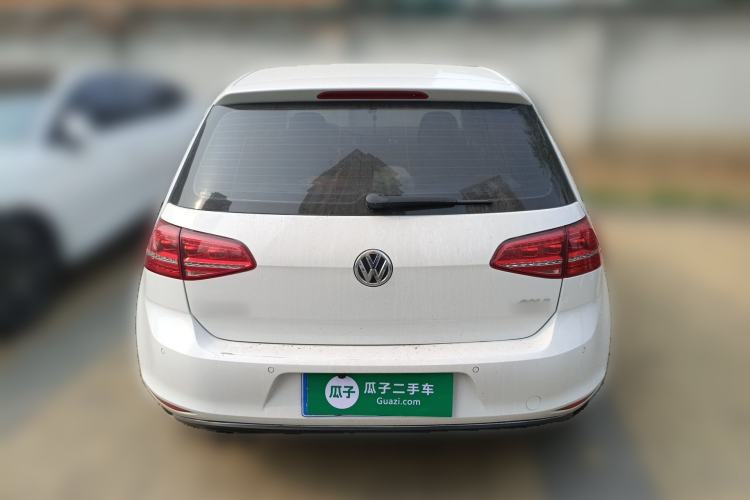 Used Volkswagen Golf 2016 230TSI Automatic Luxury Version
