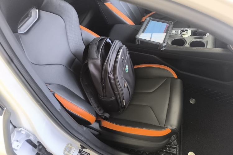 Used Changan UNI-V 2023 1.5T Premium Model
