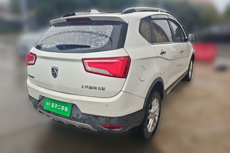 Used Baojun 560 2015 1.8L Manual Elite Edition
