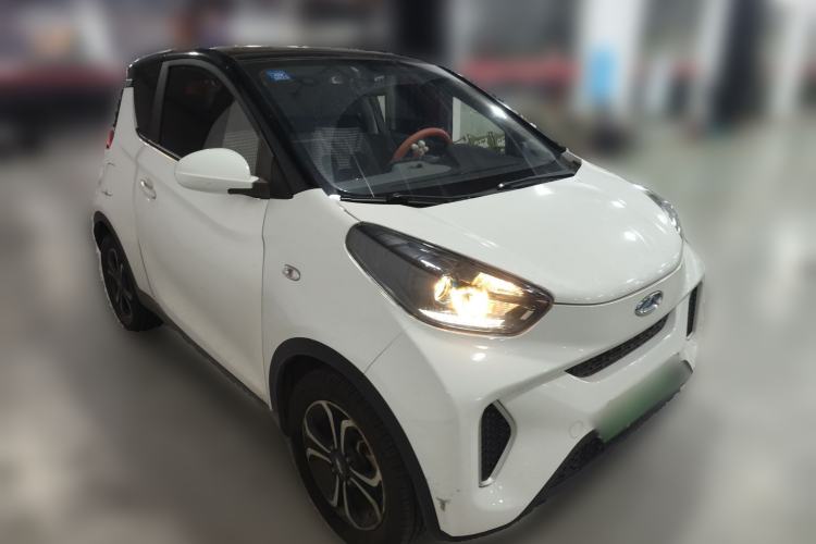 Used Chery QQ Little Ant 2019 4-Seater Smart Edition 35 kWh Front Right 45 Deg