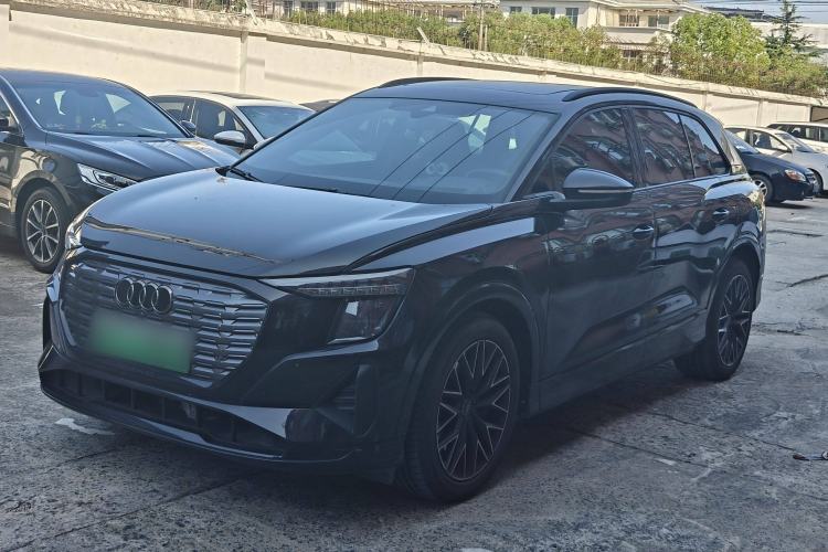 Used Audi Q5 e-tron 2023 40 e-tron Starry Edition Mecha Kit