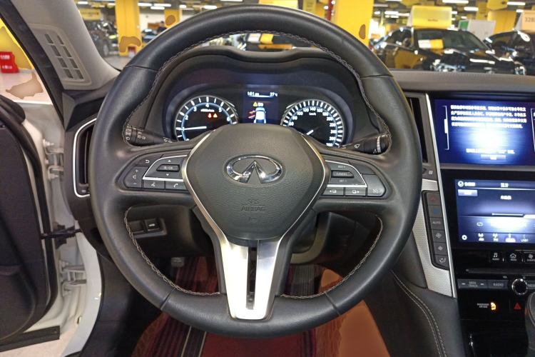 Used Infiniti Q50L 2021 2.0T Enjoyment Edition Steering Wheel