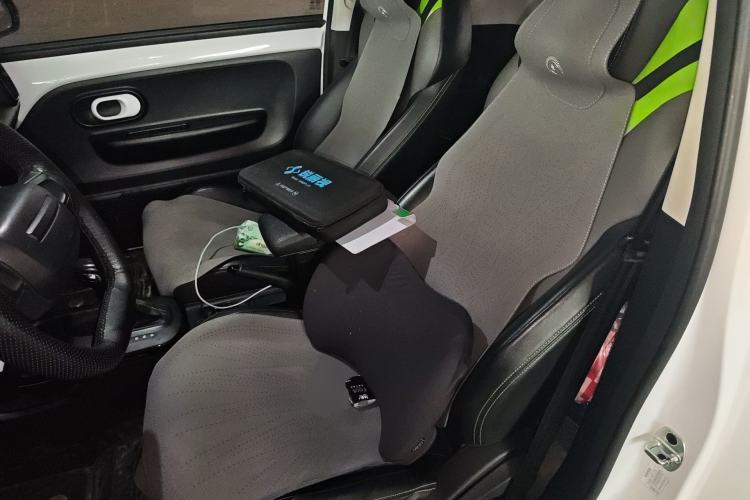 Used Roewe Clever 2021 302km All-Round Version Left Rear Seat