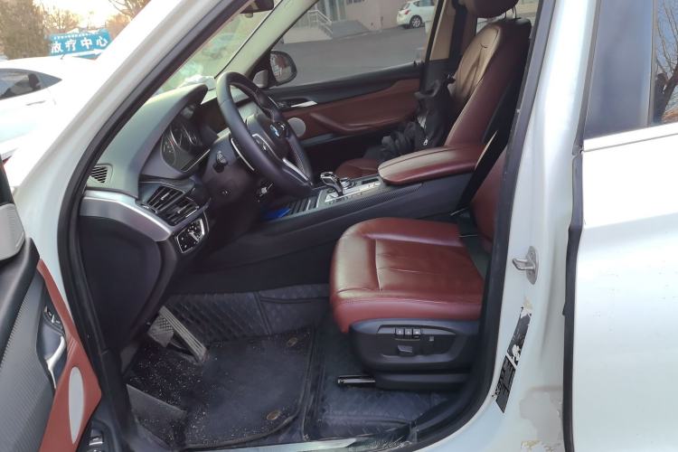 Used BMW X5  Left Front Seat