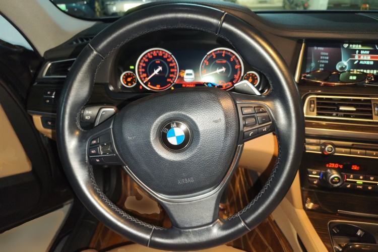 Used BMW 7 Series 2013 740Li Leading Model
