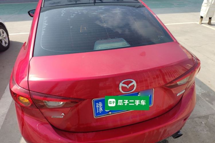 Used Mazda 3 Axela 2017 Sedan 1.5L Automatic Luxury Model Emission Standard China V
