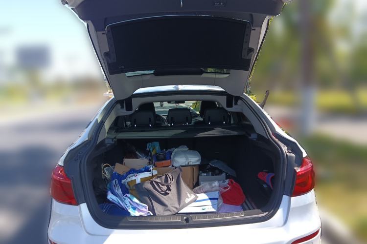 Used BMW 3 Series GT 2018 320i Sport Edition Trunk