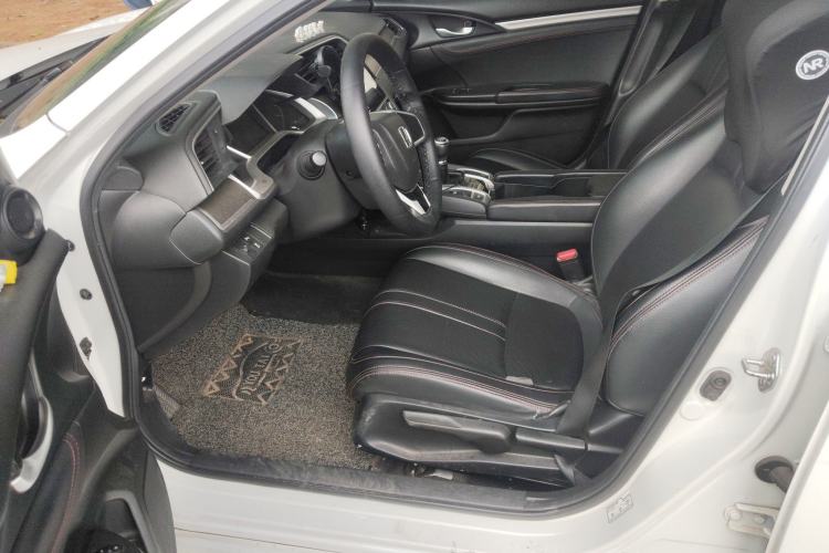 Used Honda Civic 2016 220TURBO Manual Luxury Edition
