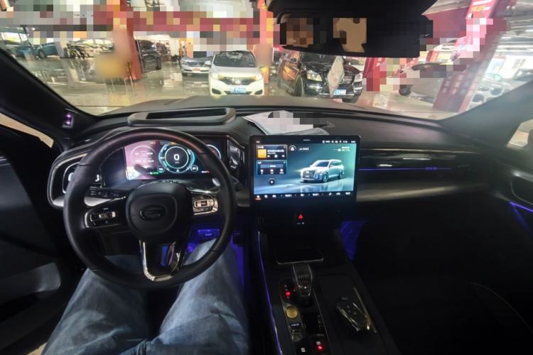 Used GAC Trumpchi GS8 2022 Dual-Engine Series 2.0TM Two-Wheel Drive Prestige Edition (7 Seats)