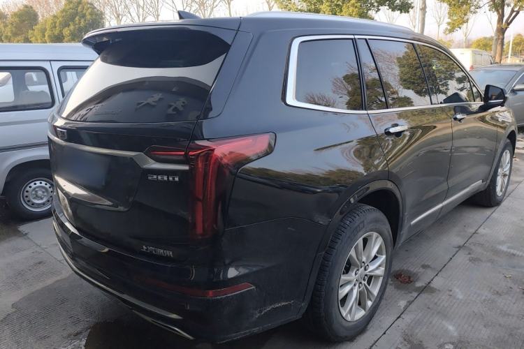 Used Cadillac XT6 2021 2.0T Six-Seater Four-Wheel-Drive Luxury Version
