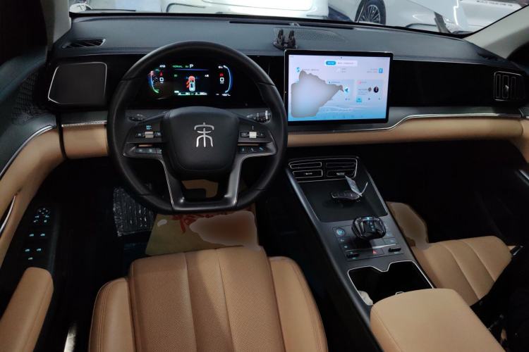 Used BYD Song Pro New Energy 2025 Second-Generation DM-i 75KM Leading Edition Center Console