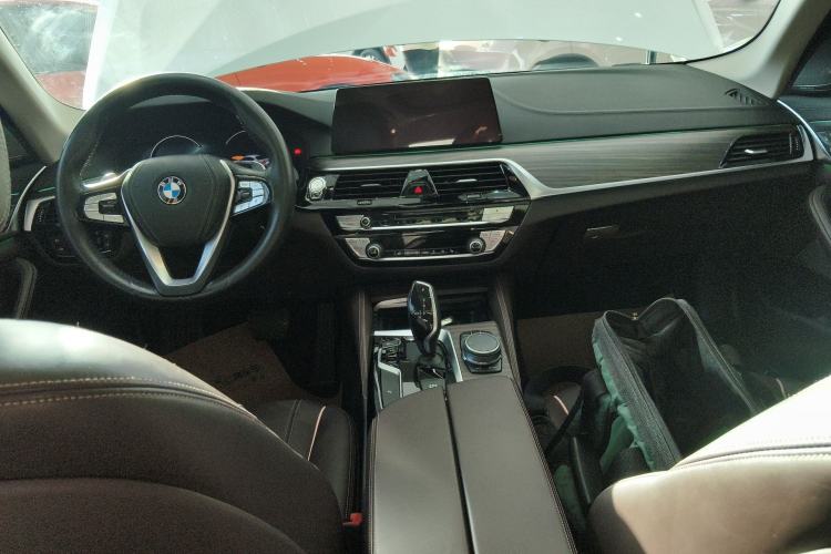 Used BMW 5 Series 2018 Revised Version 530Li Leading Edition Luxury Package
