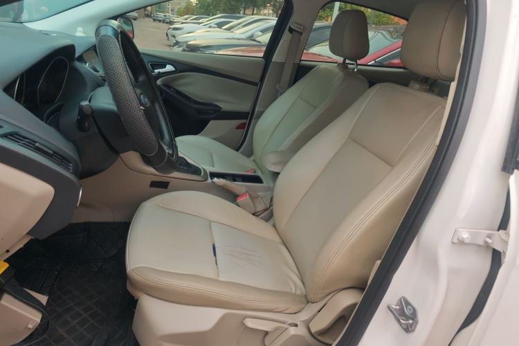 Used Ford Focus 2015 Sedan 1.6L Automatic Comfort Model