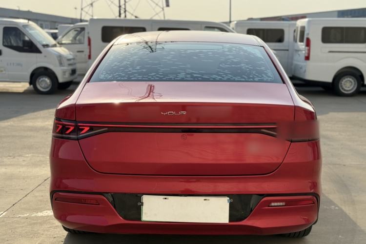 Used BYD Qin PLUS 2021 DM-i 120KM Flagship Model Exterior 2