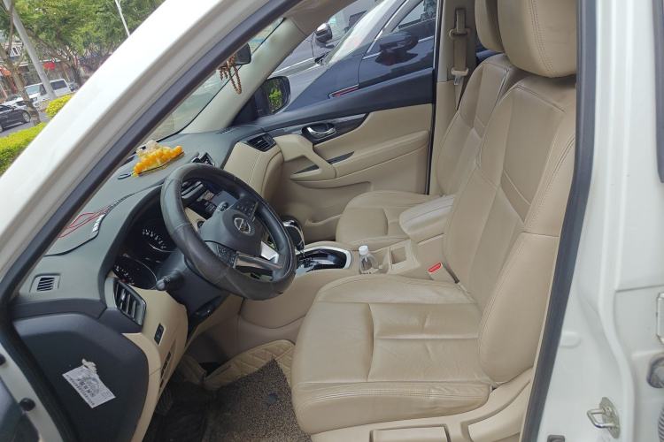 Used Nissan X-Trail 2017 2.0L CVT Comfort Edition 2WD Left Front Seat