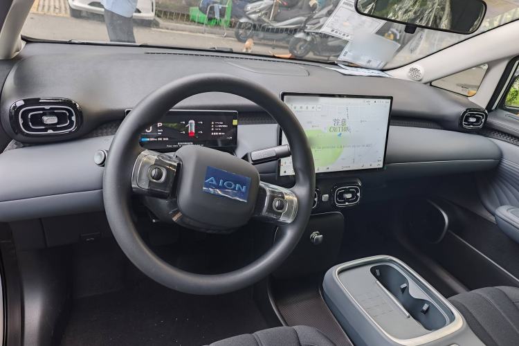 Used AION UT 2025 330 Starlight Edition
