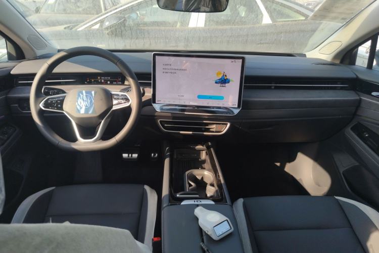 Used Volkswagen ID.7 VIZZION 2024 PRO Model Center Console