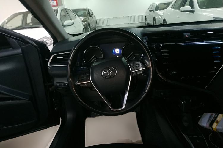 Used Toyota Camry 2018 2.5G Luxury Edition Steering Wheel