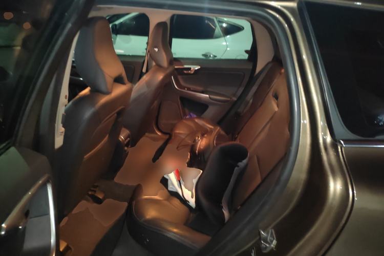 Used Volvo XC60 2017 T5 AWD Smart Upgrade Model