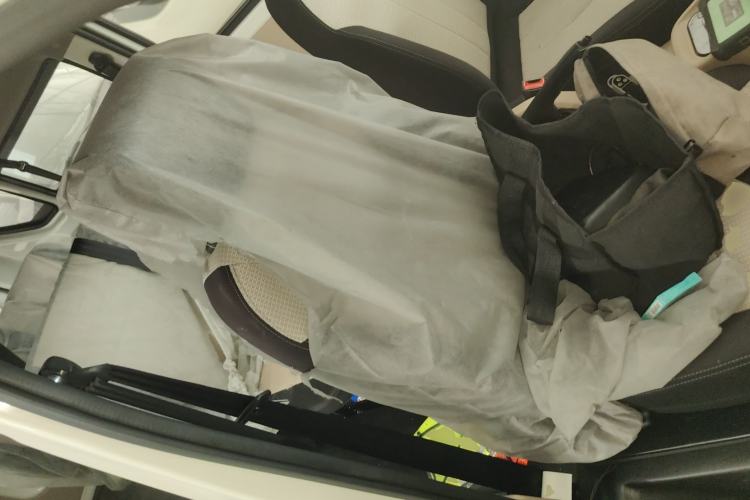 Used CHANGAN KUAYUE Xing V7 EV 2025 Model, 316km Luxury Version, 6-seater, Double Doors, 50.38kWh Right Front Seat