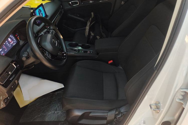 Used Honda Civic 2023 240TURBO CVT Dynamic Edition
