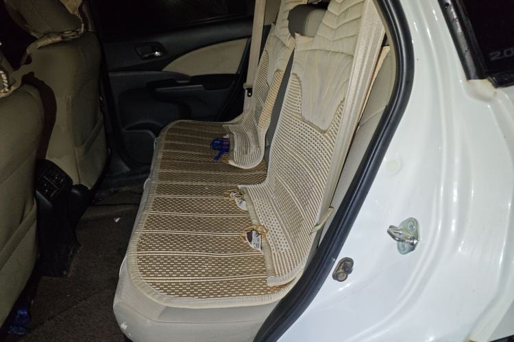 Used Honda CR-V 2015 2.0L two-wheel drive Fashion Edition Left Rear Seat