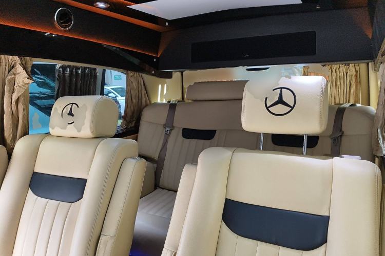 Used Mercedes-Benz Vito 2013 3.0L Elite Edition
